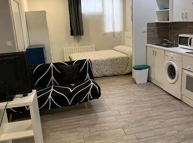 Estudios Deusto 公寓式酒店 毕尔巴鄂