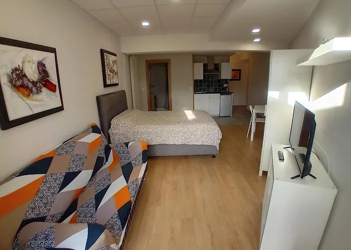 Estudios Deusto 毕尔巴鄂