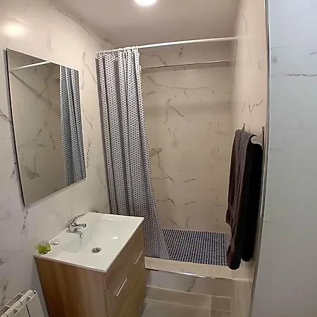 Aparthotel Estudios Deusto 4*