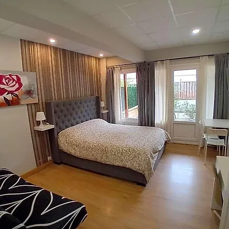 Estudios Deusto Aparthotel 4*