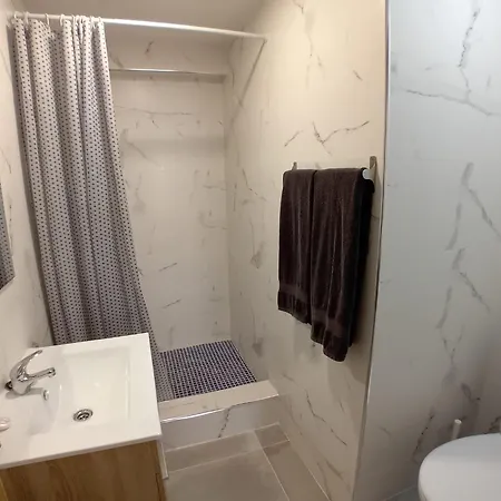 Estudios Deusto 아파트호텔 빌바오