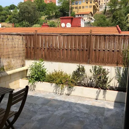 Estudios Deusto 아파트호텔